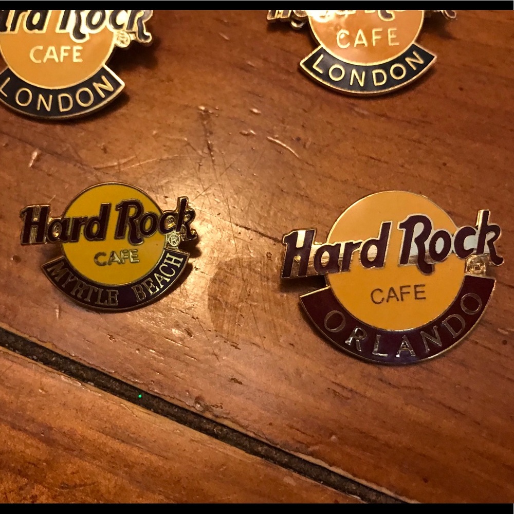 HARD ROCK CAFE PINS - Picture 2 of 5